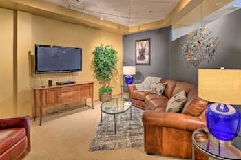 Idyllic Dtwn Anchorage Condo w/ Fireplace!