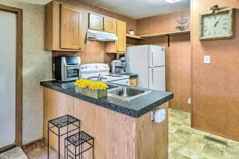 Cozy Gulf Breeze Home, 3 Mi to East Bay!