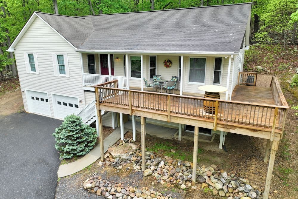 17-seat Theater, Hot Tub & Game Room: Ideal Home!