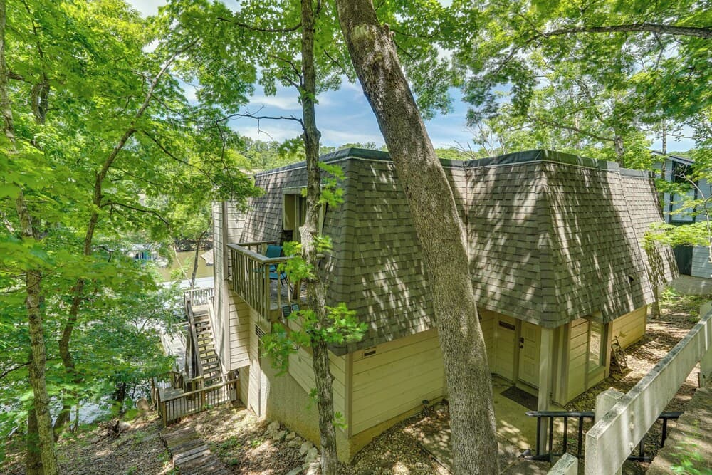 Private Dock & Resort Access: Margaritaville Cabin