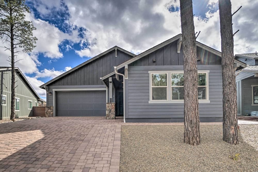 Spacious Flagstaff Abode: Great for Families!