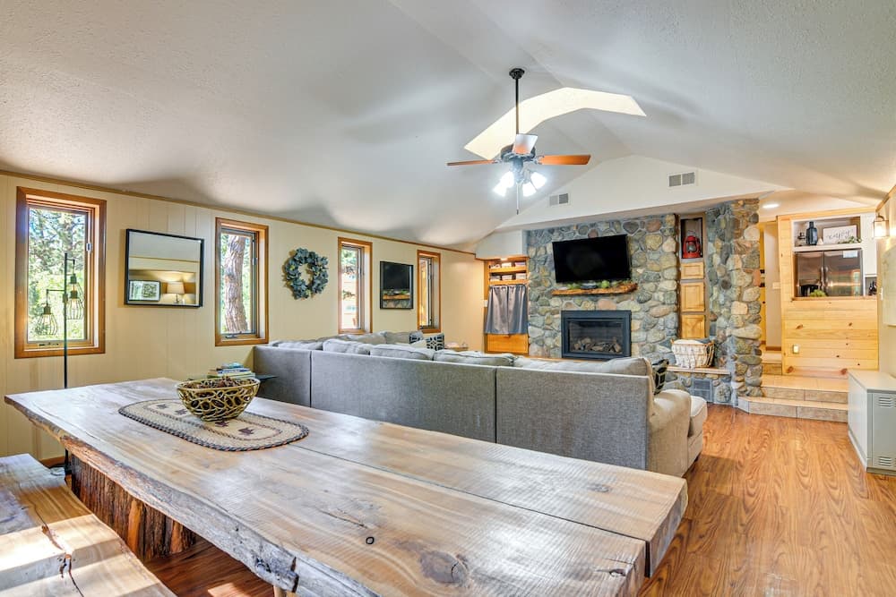 Family-friendly House: Fish, Hike, Bike & More!