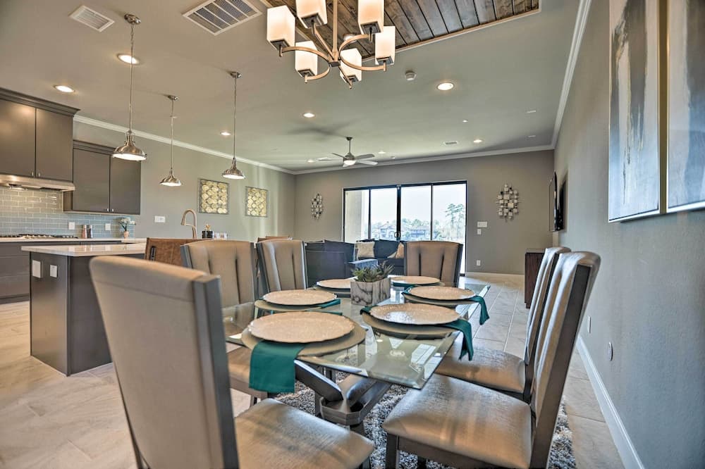 Modern Lake Conroe Escape w/ Grill & Boat Slip!