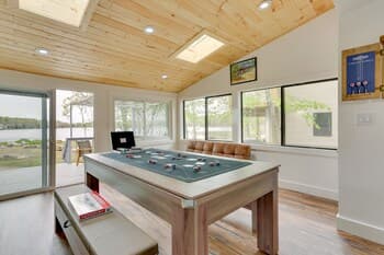 Lakefront Tobyhanna Cottage w/ Private Hot Tub!