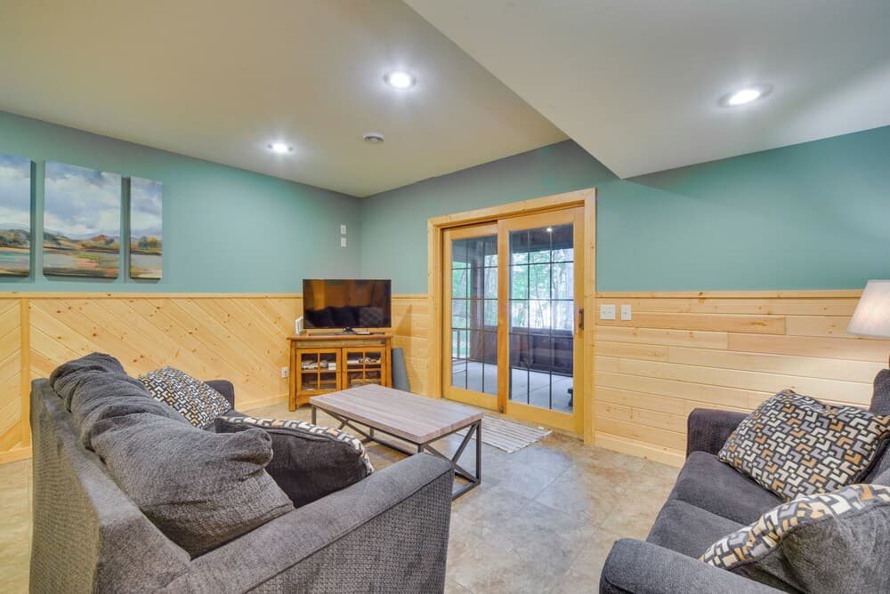 Lakefront Wisconsin Cabin With Boat Dock!