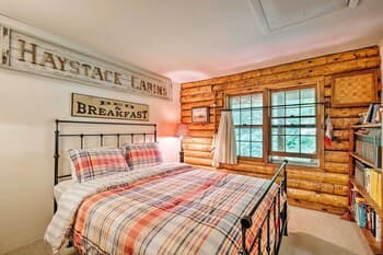 Private Wooded Cabin, 8 Mi to Sundance Ski & Town!