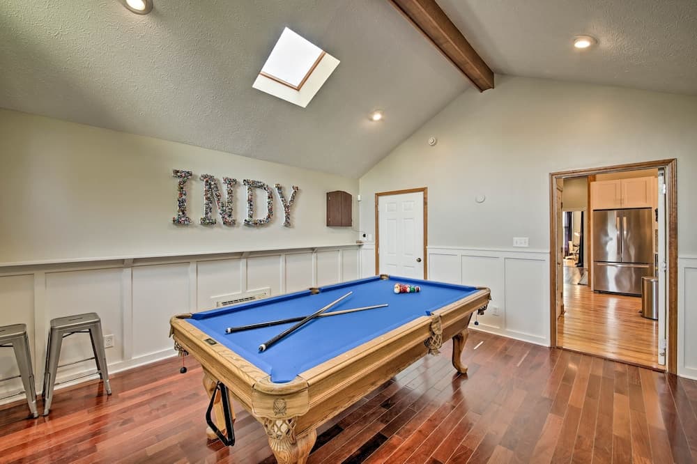 Updated Indianapolis Home, Walk to Lucas Oil!