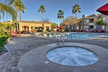 Ground-floor Poolside Mesa Condo w/ Luxe Amenities
