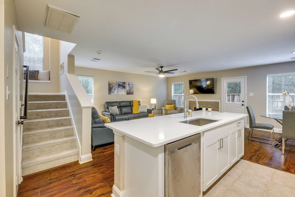 Modern Woodlands Townhome w/ Spacious Yard & Patio