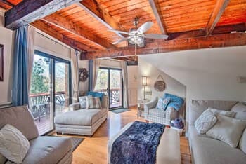 Pet-friendly Gilford Home by Gunstock Ski Mountain