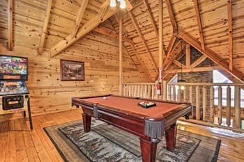 Pigeon Forge Cabin w/ Games, 1 Mi to Parkway!