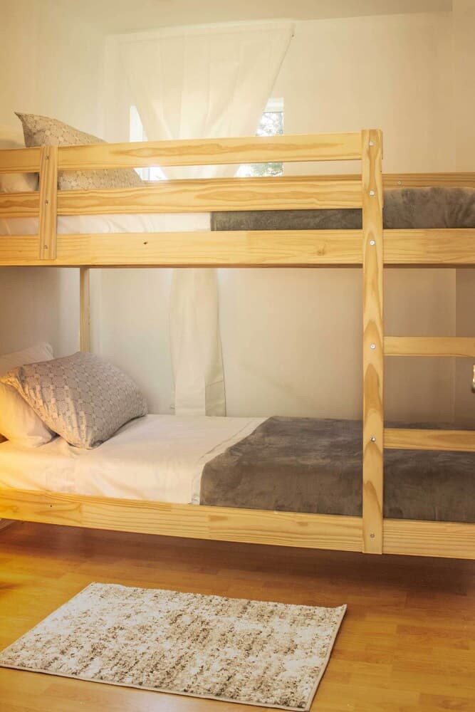 Luxe Lakefront Family Cottage: Private Beach, Dock