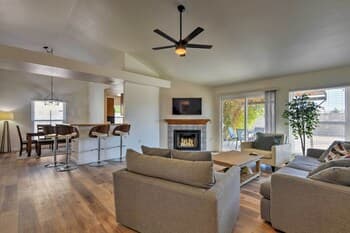 Newly Remodeled Mesa Home w/ Backyard & Fire Pit!