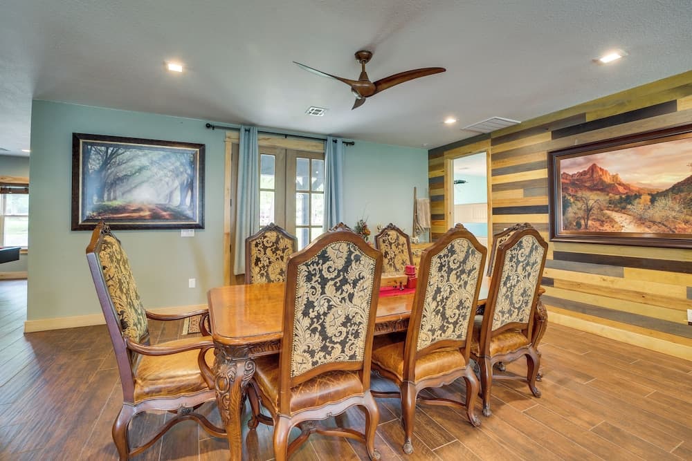 Lakefront Afton Home w/ Hot Tub & Shared Dock!