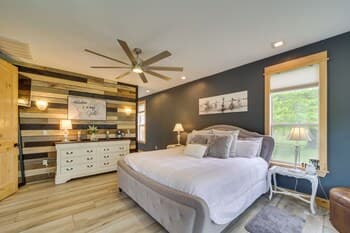 Upscale Lake House w/ Hot Tub & Shared Dock!