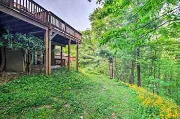 Cozy Wintergreen Resort Condo: Walk to Ski Lifts!