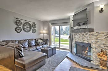 Luxe Fraser Condo: Community Pool and Hot Tub Open