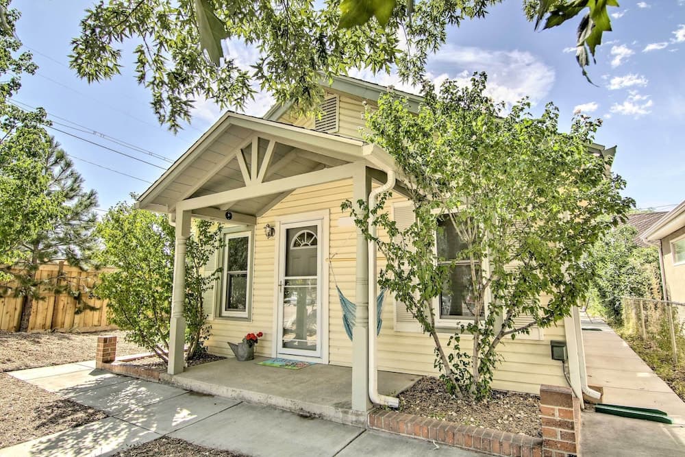 Colorado Springs Bungalow - Walk to Downtown!
