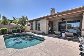 Idyllic Gilbert Abode w/ Pool - Near Golfing!