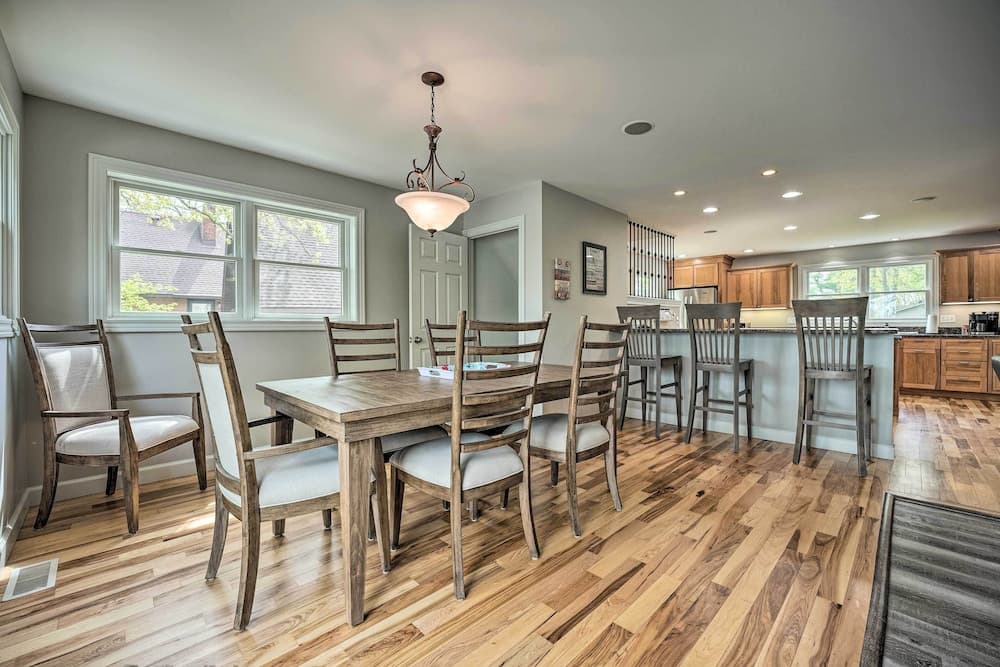 Pet-friendly Grass Lake Retreat w/ Game Room!