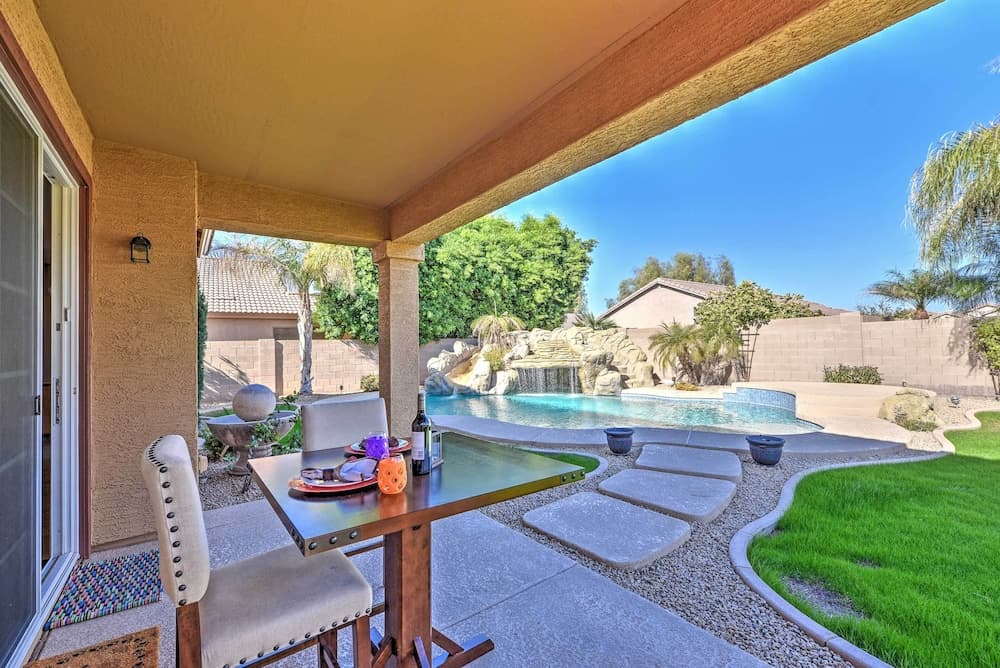 Inviting Surprise Home w/ Private Pool: Near Golf!