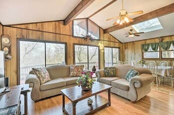 Tranquil Lake Harmony Haven - Great for Families!