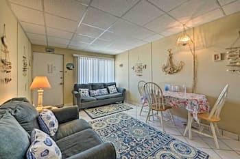 Condo w/ Pool Access on Wildwood Crest Beach!