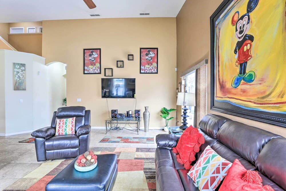 Orlando Area House Near Disney w/ Pool Deck!