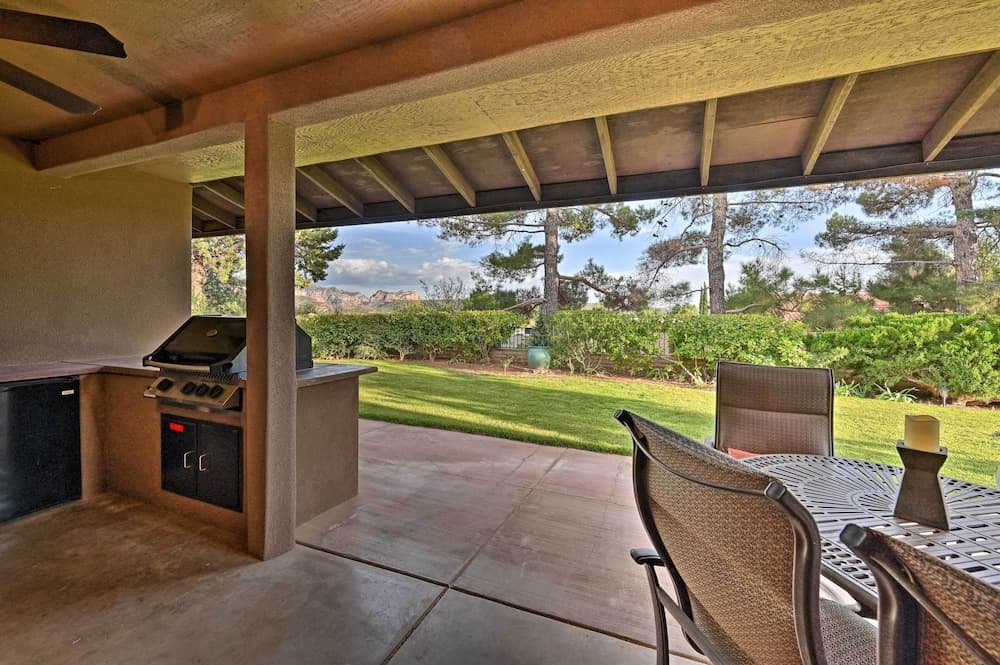 Home Near Amitabha Stupa & Peace Park in Sedona!