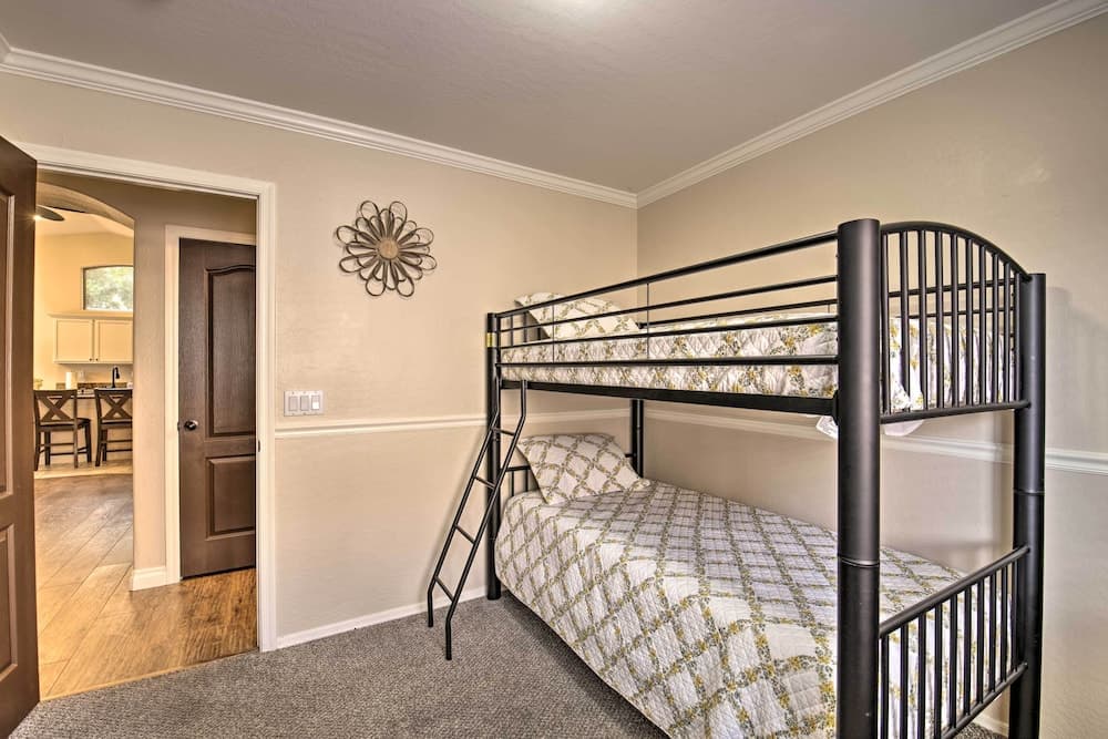 Game Room & Pool w/ Slide: Mesa Oasis!