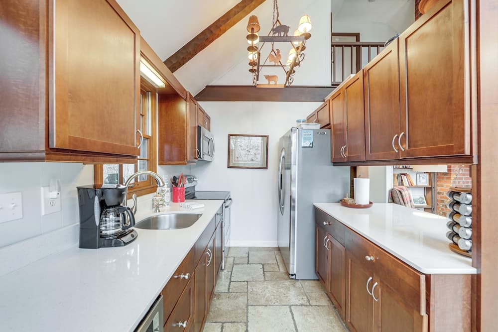 Breathtaking Brevard Home w/ Screened Porch!