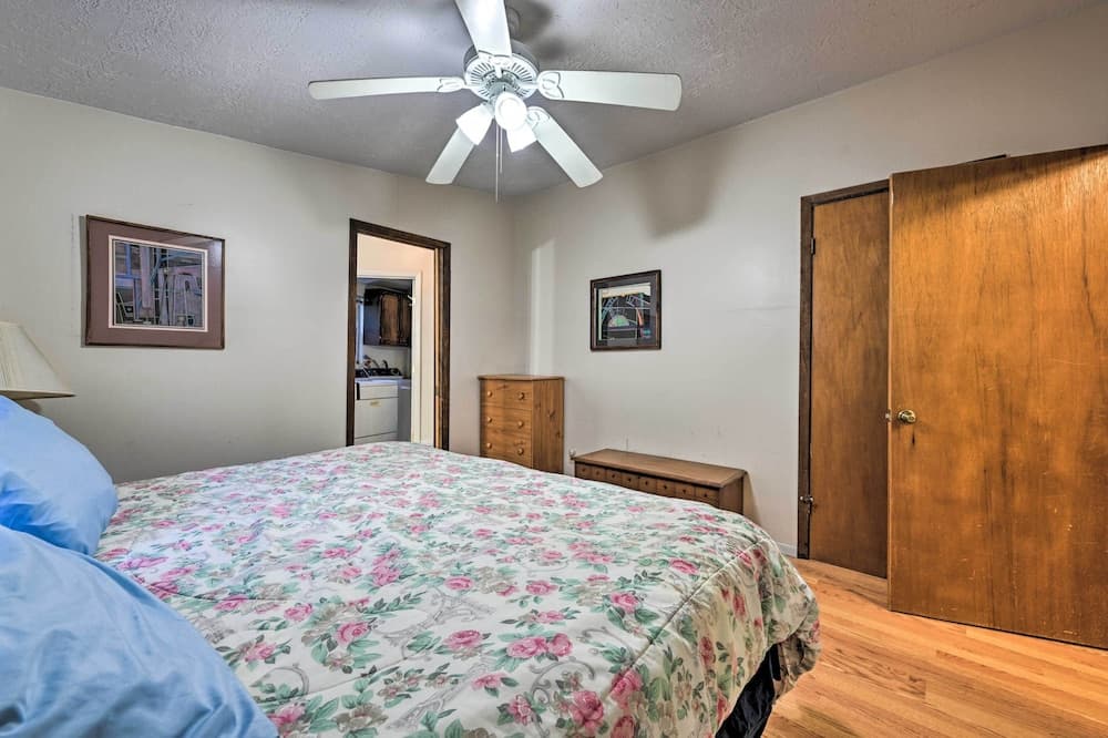 Secluded Bryson City Home w/ Deck, Steps to Creek!