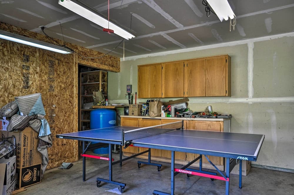 Peaceful, Pet-friendly Washougal Paradise!