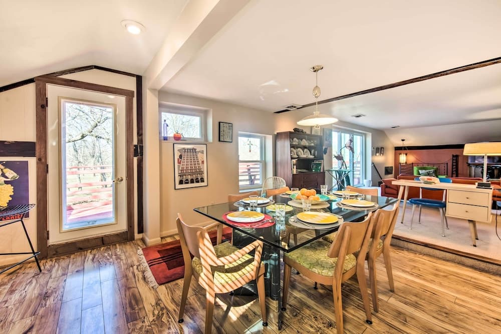 Creek Access & Deck: Runningwater Lancaster Gem