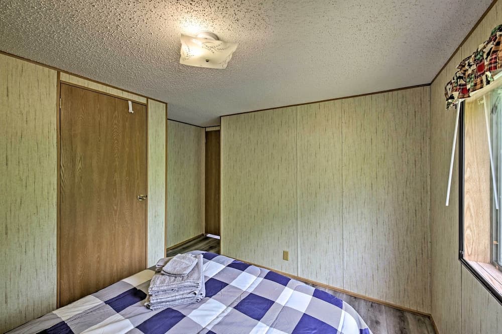 Secluded Woodsy Cabin: Hike, Fish, Hunt + Atv!