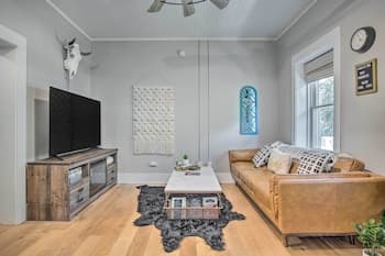 Casa de Oro Bisbee Gem: Walk to Main Street