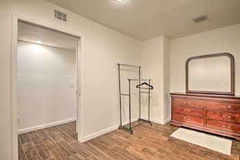 Abode w/ Backyard Oasis ~ 11 Mi to Phoenix!