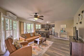 Banner Elk Condo ~ 4 Miles to Sugar Mtn Resort!