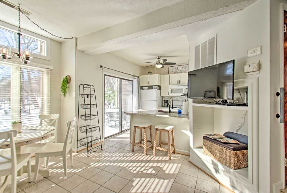 Wintergreen Resort Escape ~ Walk to Ski Lift!