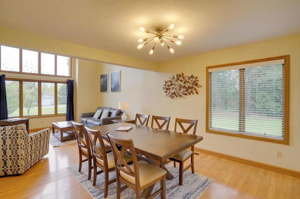 Coloma Escape w/ Fire Pit < 1 Mi to Lake!