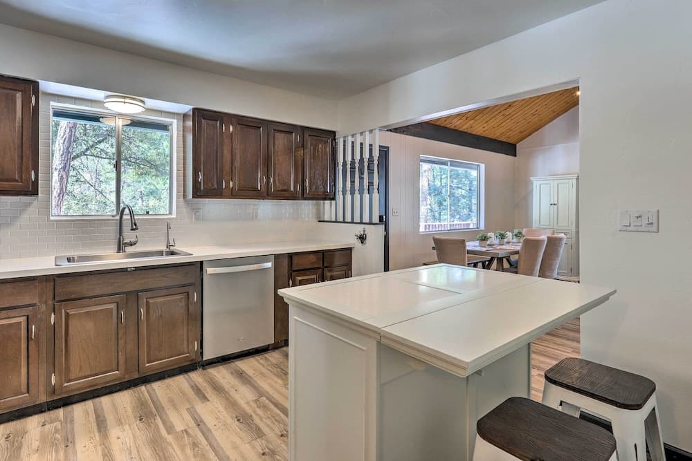 Deck w/ Wooded Views: Rustic-chic Prescott Cabin!