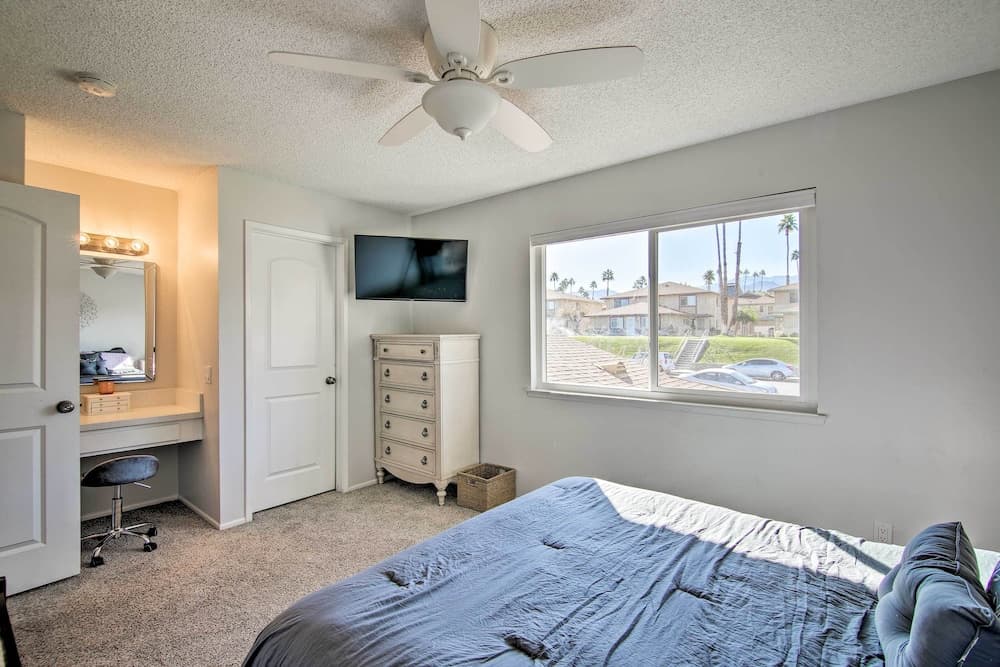 Palm Desert Resort-style Living: Dog Friendly