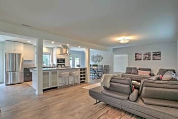 Immaculate Oceanside House w/ Gazebo - Near Beach!