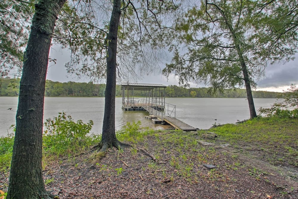 Waterfront Lake Dardanelle Home w/ Dock & Fire Pit