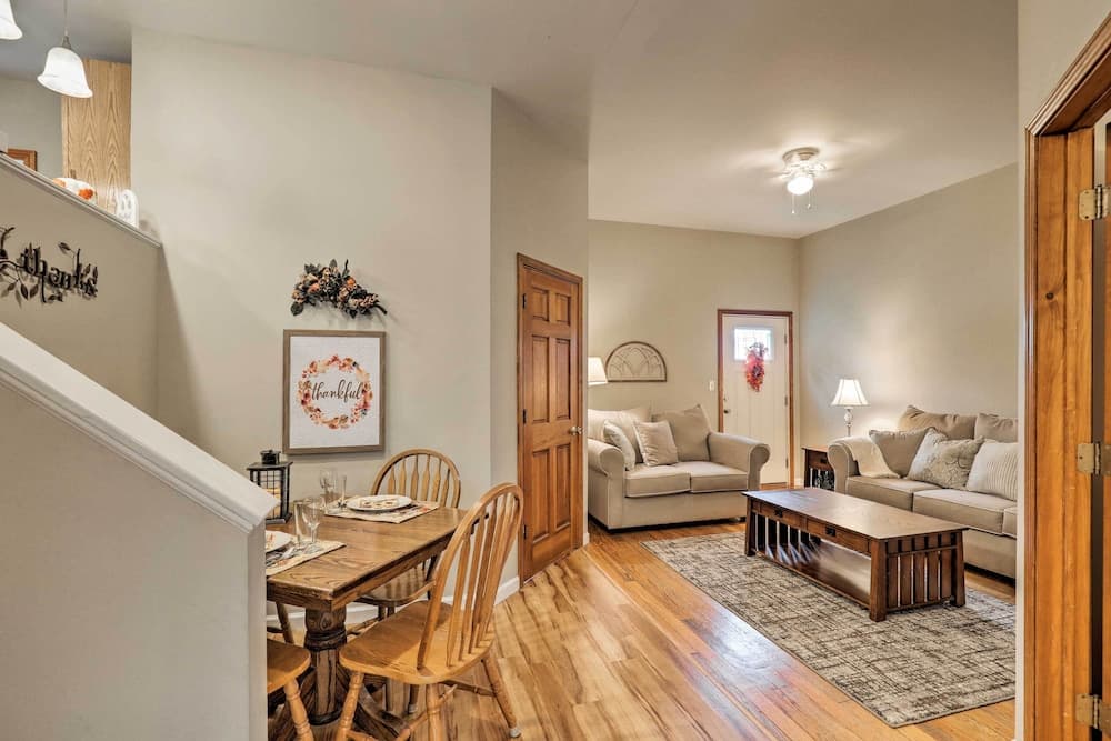 Unique Ovid Apt w/ Grill on Cayuga Wine Trail!