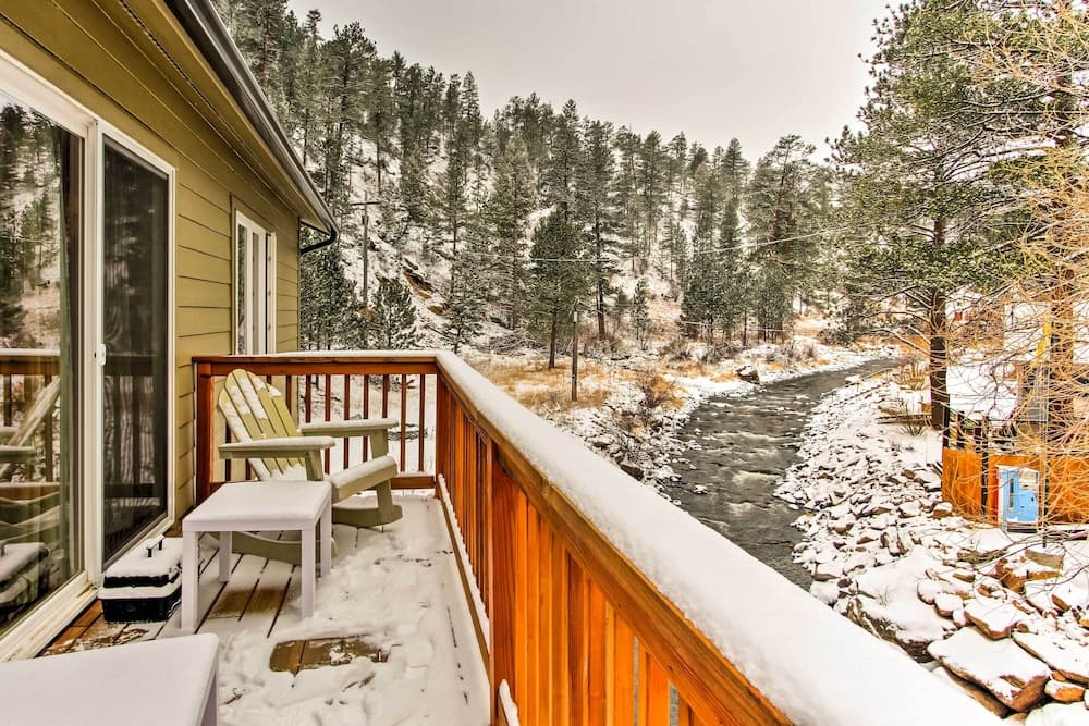 Drake Home on Big Thompson River - 3 Mi. to Estes!