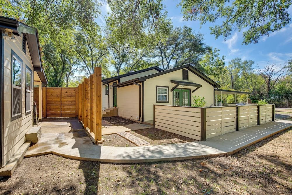 Couples Retreat In Canton w/ Patio, Trail & Yard!