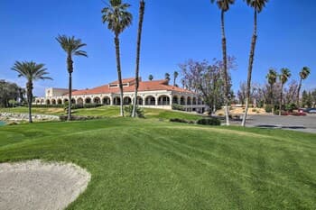 Sunny Palm Desert Home - Swim, Golf & Relax!
