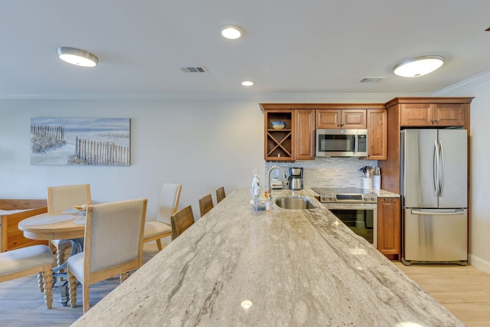 Chic Miramar Beach Condo With Pool Access!