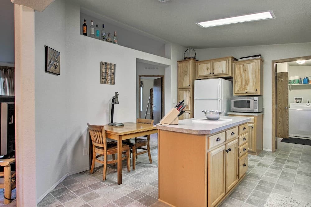 Craig Area Fly Fishing Hot Spot: Walk to River!